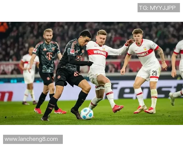 尤文图斯友谊赛大胜拜仁全场逆转瞬间引发热烈反响分析