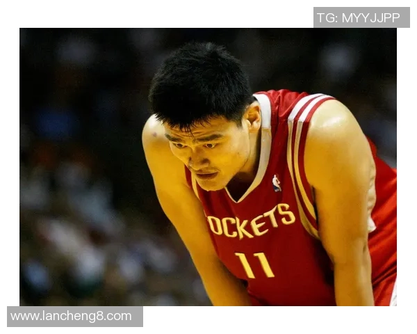 姚明在NBA的年薪揭秘及其对中国篮球的影响分析