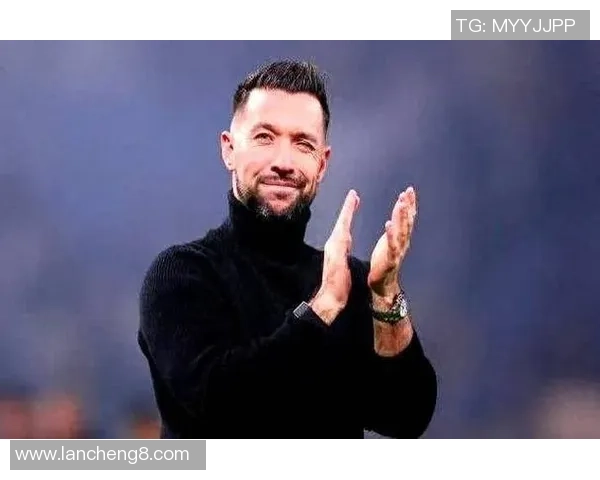 国王杯惊现冷门切尔西与波尔图激战成平局红牌事件引发全场热议 国王杯惊现冷门切尔西与波尔图激战成平局红牌事件引发全场热议