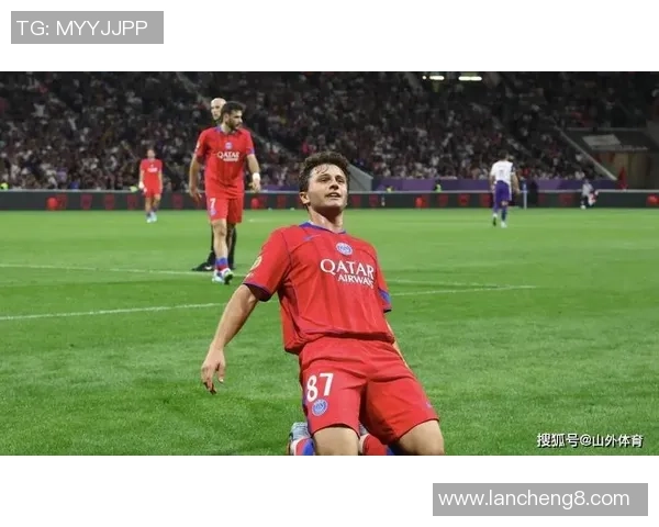 友谊赛巴黎圣日耳曼与尤文图斯战平帽子戏法瞬间引发全场热议